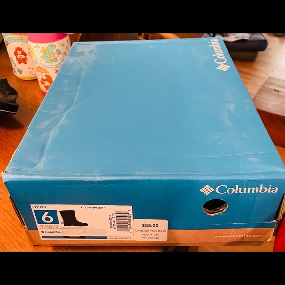 New Columbia Girl’s Black Rain Boots (Downpour) in Box (Youth Size 6) - Picture 2 of 4